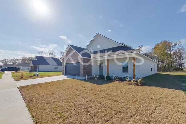 18857 Seabiscuit Ln in Zachary, LA - Building Photo - Building Photo