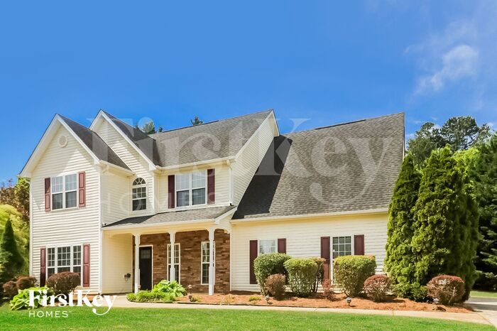 6325 Wilmington Way in Flowery Branch, GA - Building Photo