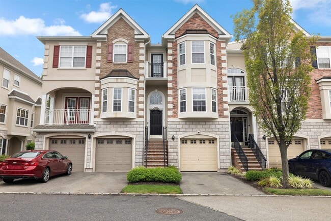 property at 12 Mallard Pl