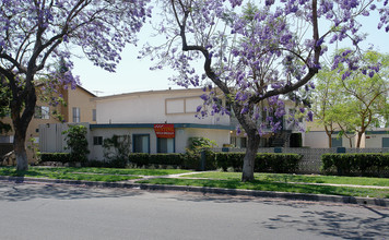 146 E Wakefield Ave in Anaheim, CA - Building Photo - Building Photo