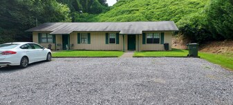 209 Hazel Dr, Unit 209 Hazel dr in Sevierville, TN - Building Photo