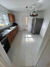 98 New Paltz Rd in Highland, NY - Building Photo - Building Photo