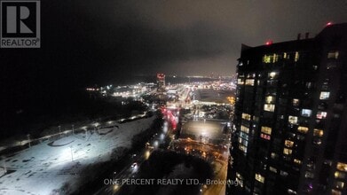 215 Fort York Blvd in Toronto, ON - Building Photo - Building Photo