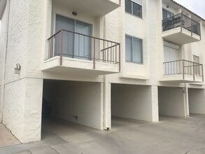 571 Burkemo Ln in Lake Havasu City, AZ - Building Photo - Building Photo