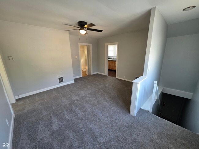 2 E Washington St in Indianapolis, IN - Building Photo - Building Photo