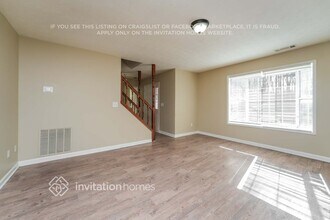 1310 Creekwood Cove in Lawrenceville, GA - Foto de edificio - Building Photo