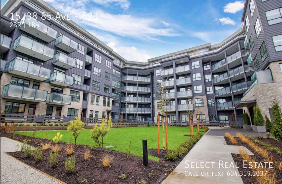 15738-15785 85 Ave in Surrey, BC - Building Photo