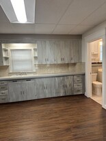 296 Brown St in Wilkes-Barre, PA - Building Photo