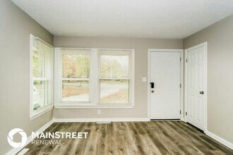 8501 Shirley Ln in Louisville, KY - Building Photo - Building Photo