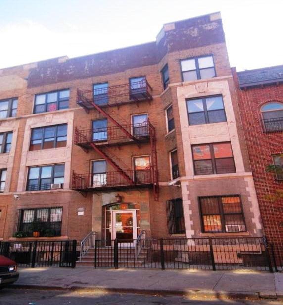 14 Maujer St in Brooklyn, NY - Building Photo