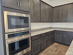 14180 W Soft Wind Cir in Sun City West, AZ - Building Photo - Building Photo