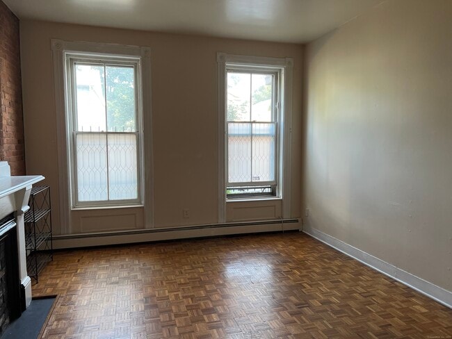 28 Lyon St in New Haven, CT - Building Photo - Building Photo