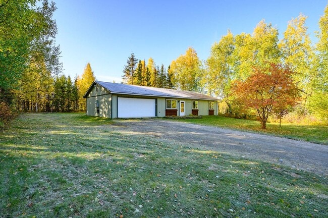7770 Woodridge Ave in Wasilla, AK - Building Photo - Building Photo
