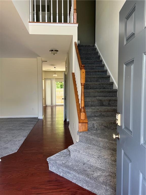 5377 Blossom Brook Dr in Sugar Hill, GA - Building Photo - Building Photo