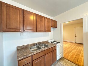 2649.5 N Spaulding Ave, Unit S2 in Chicago, IL - Building Photo - Building Photo