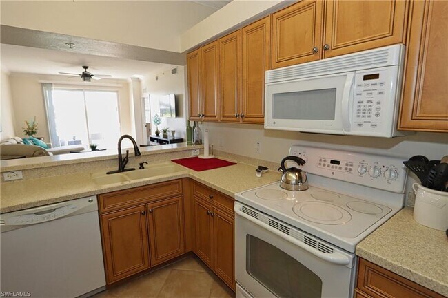 19940 Barletta Ln-Unit -1214 in Estero, FL - Building Photo - Building Photo