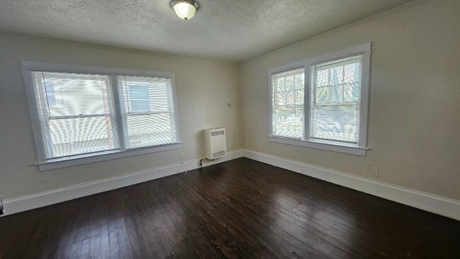 property at 1017 N Edgemont St