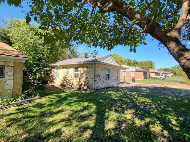 3351 Caracas Dr in Mesquite, TX - Building Photo