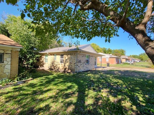 property at 3351 Caracas Dr