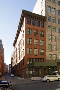 Residential Co-Op in New York, NY - Foto de edificio - Building Photo