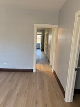 3344 S Wood St, Unit Apartment 1 in Chicago, IL - Building Photo - Building Photo