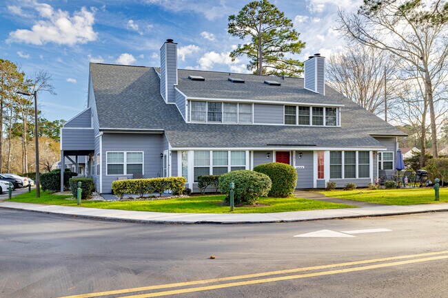 Sterling Village II in Myrtle Beach, SC - Foto de edificio - Building Photo