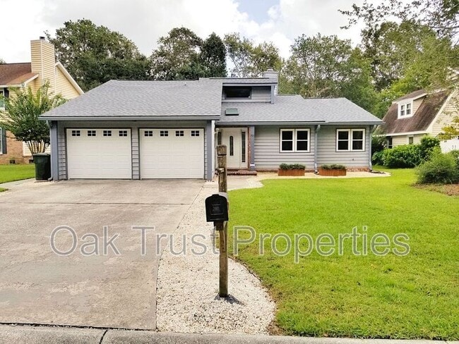 303 Christiee Ct
