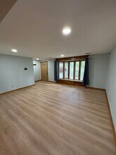 3627 Oak Park Dr in Fort Wayne, IN - Building Photo - Building Photo