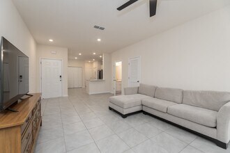 9621 Baylin Ct in Jacksonville, FL - Building Photo - Building Photo