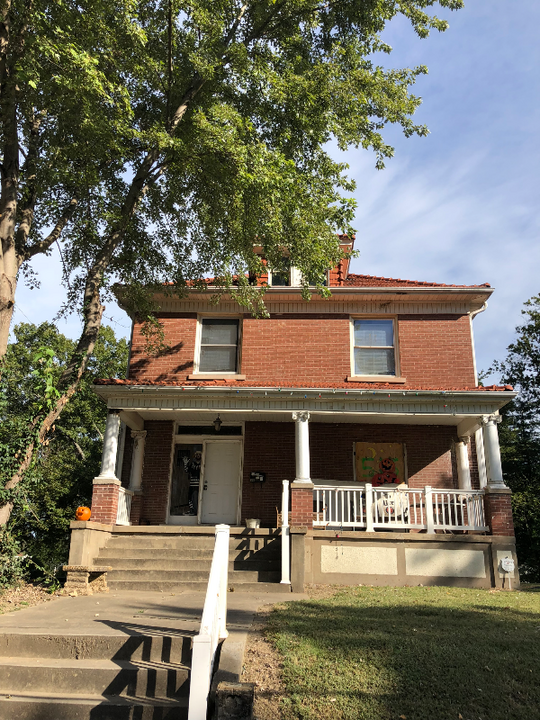 516 Washington Ave in Cape Girardeau, MO - Building Photo