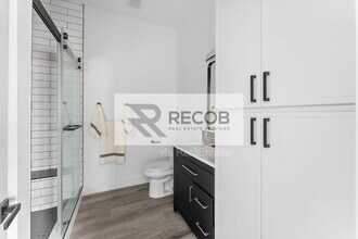 2722 Nye St in San Diego, CA - Building Photo - Building Photo