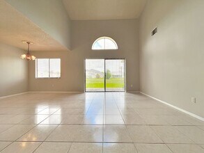 1017 Whalebone Bay Dr in Kissimmee, FL - Building Photo - Building Photo