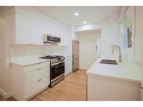 12317 Beecher St in Surrey, BC - Building Photo - Building Photo