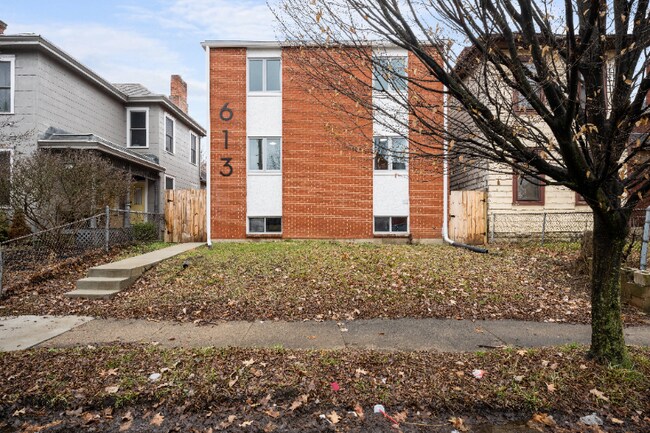 property at 613 S Champion Ave