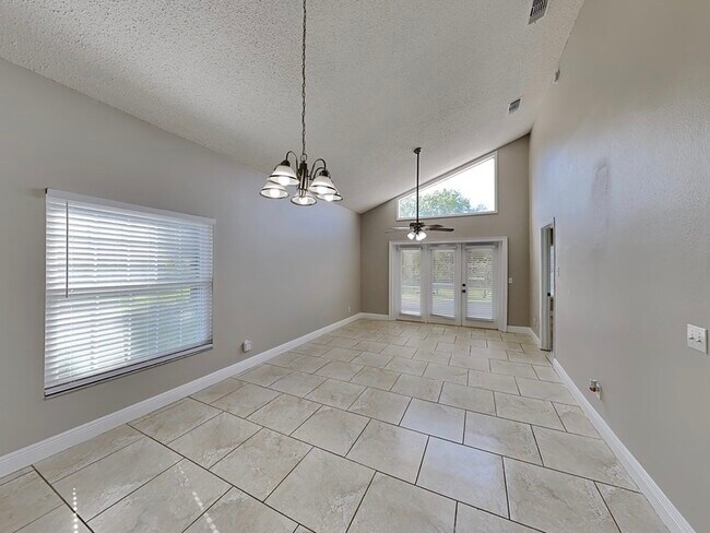 1424 Liz Ln in Kissimmee, FL - Building Photo - Building Photo