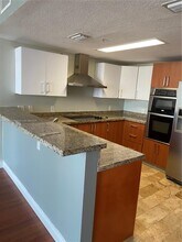 170 SE 14th St in Miami, FL - Building Photo - Building Photo