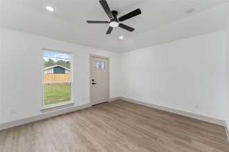 9005 Nyssa St in Houston, TX - Building Photo - Building Photo