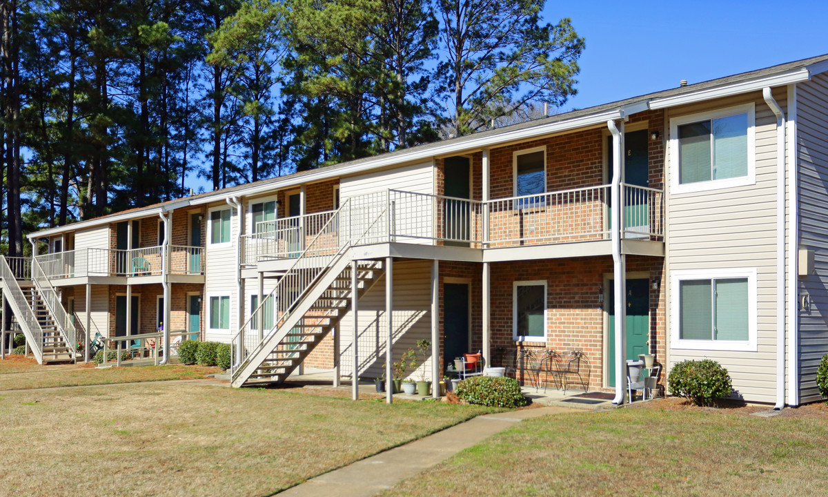 Normandale Apartments in Montgomery, AL - Foto de edificio