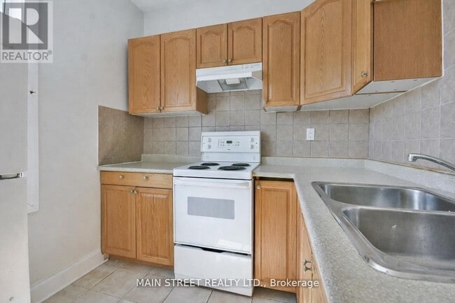 280 Bells Ln in Innisfil, ON - Building Photo - Building Photo