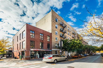 374 S 2nd St in Brooklyn, NY - Building Photo - Building Photo