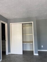 8220 Glenview Dr in Houston, TX - Building Photo - Building Photo