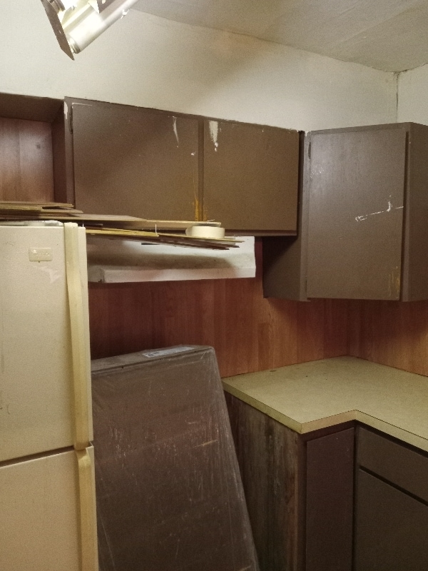 property at 414 Oak Ave