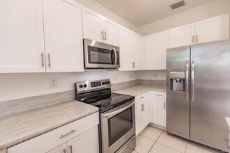 20742 NE 5th Ct in Miami, FL - Building Photo - Building Photo