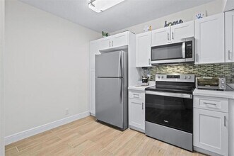 8851 Wiles Rd in Coral Springs, FL - Building Photo - Building Photo