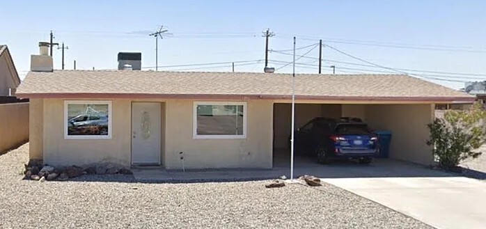 1960 Pima Dr N in Lake Havasu City, AZ - Building Photo