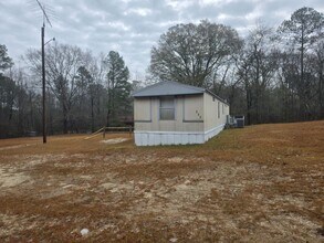 885 Temple Rd in Bunnlevel, NC - Building Photo - Building Photo