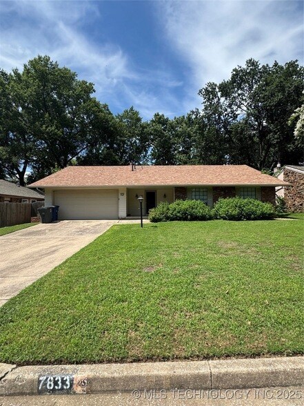 7833 E 79th Pl, Unit 0019 in Tulsa, OK - Building Photo