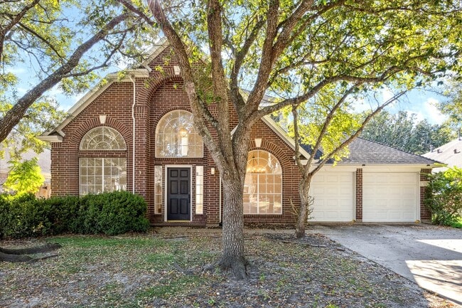 property at 315 Vantage Pointe Cir