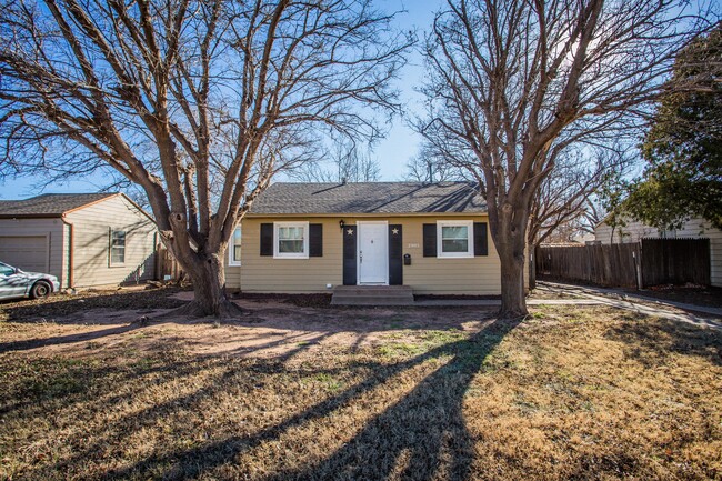 2505 29th St in Lubbock, TX - Foto de edificio - Building Photo