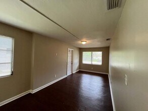 3701 SW 58th Terrace in Davie, FL - Building Photo - Building Photo
